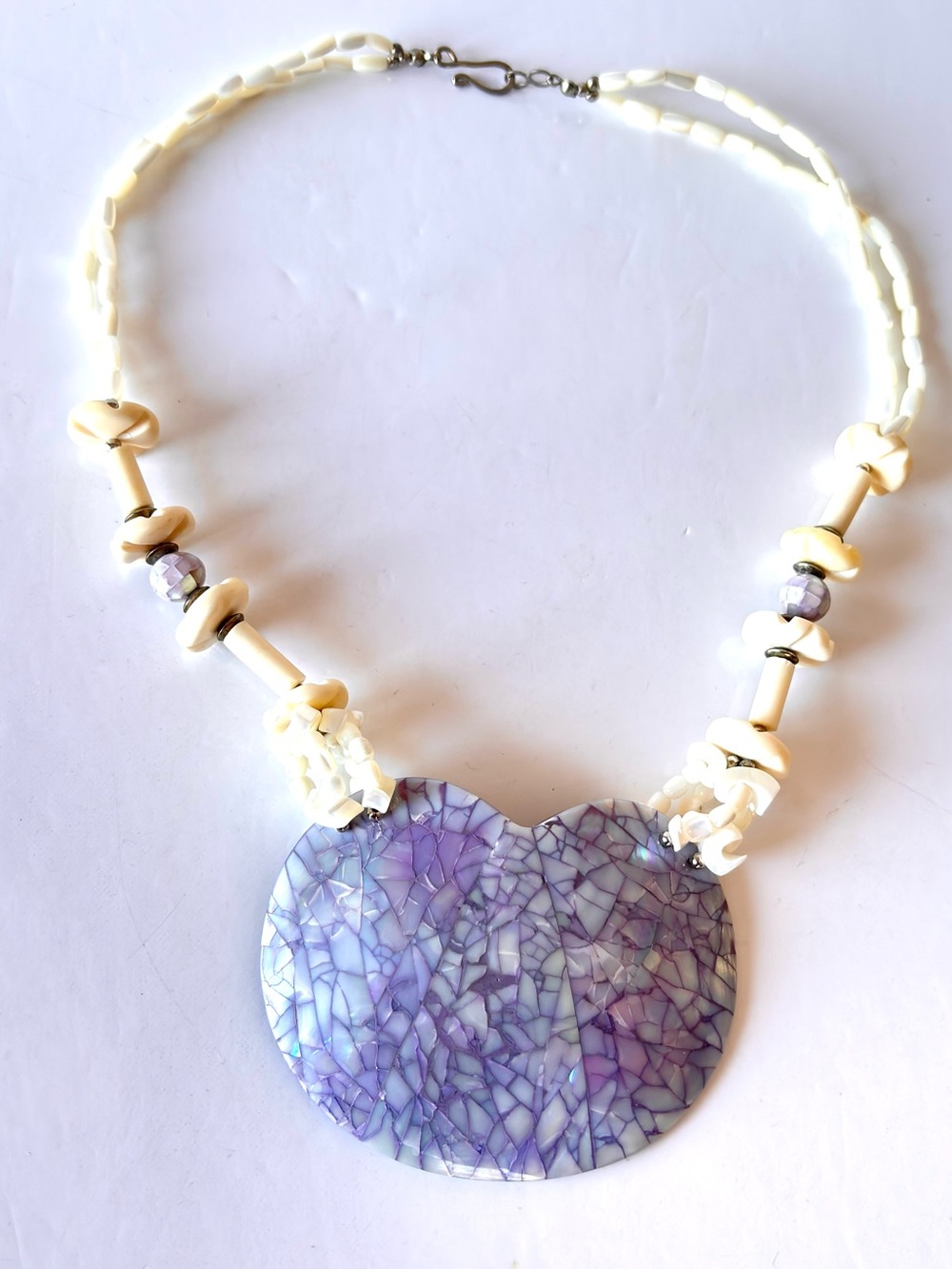 Handmade mosaic mother-of-pearl necklace